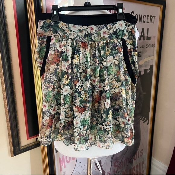 KOOKAÏ: Gathered Silk Multicolor All Over Floral Print Flowy Skirt W/ Pockets - Picture 1 of 9